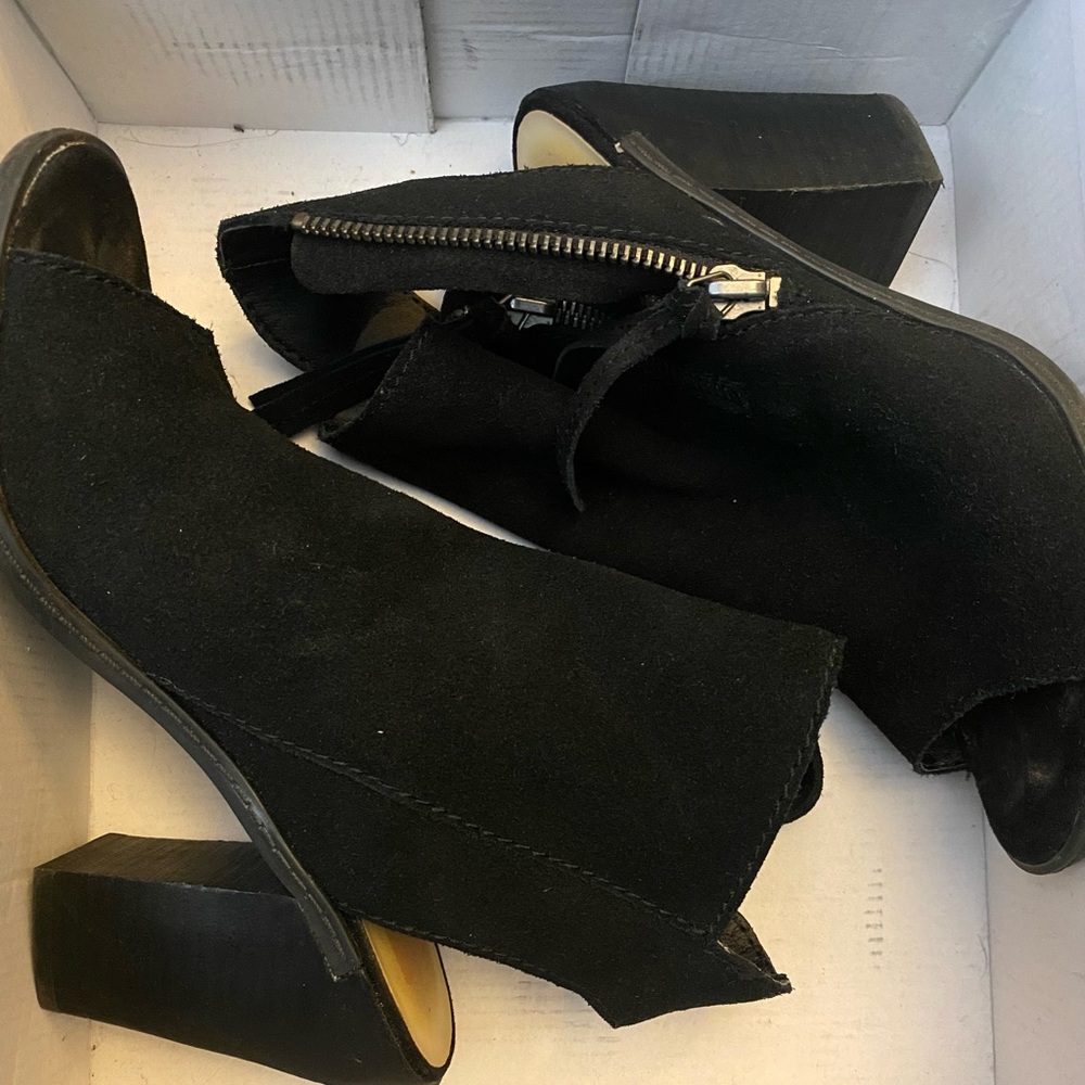 Dolce Vita Black Suede Heels